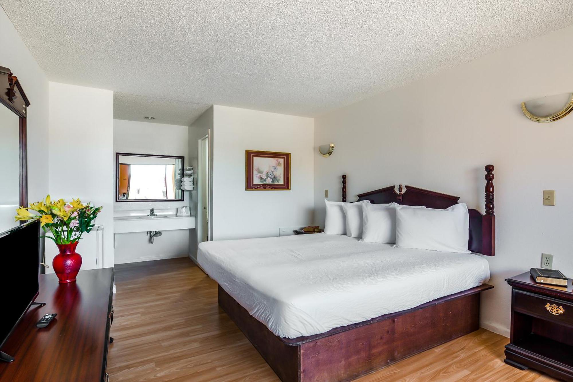 Oyo Hotel Groesbeck Exterior photo